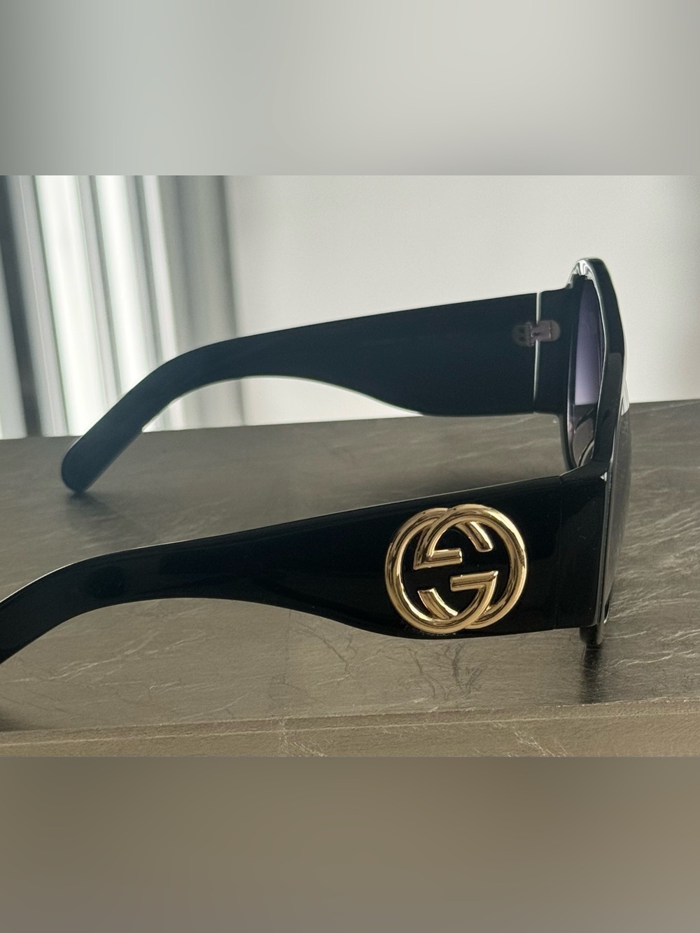Gucci Black Shield Sunglasses with Dark Gradient Lenses - Picture 4 of 9